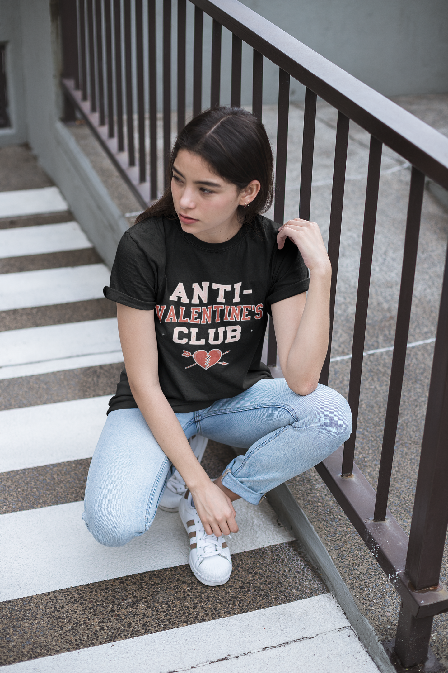 Anti-Valentine's Club T-Shirt, Funny Single Life Shirt, Galentine's Day Crop Top, Roses Are Overrated Tee, Gift for Single Friend Yoycol